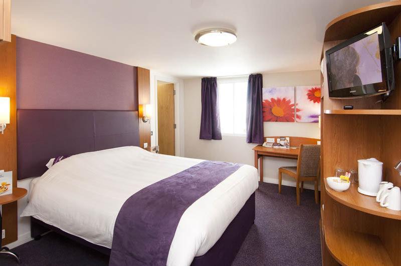 Premier Inn Greenock Exterior foto